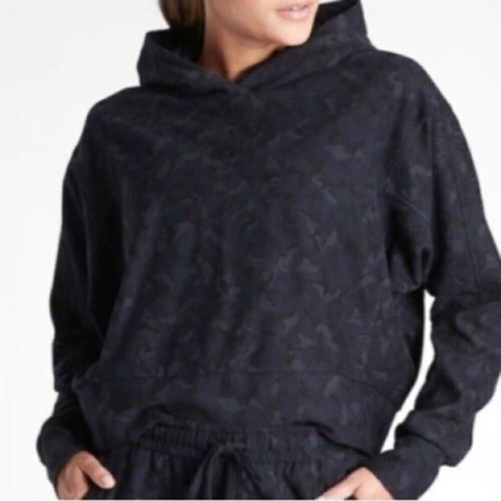 ATHLETA Navy Blue Camo Farallon Cropped Camo Hoodie Sweatshirt Top size XS